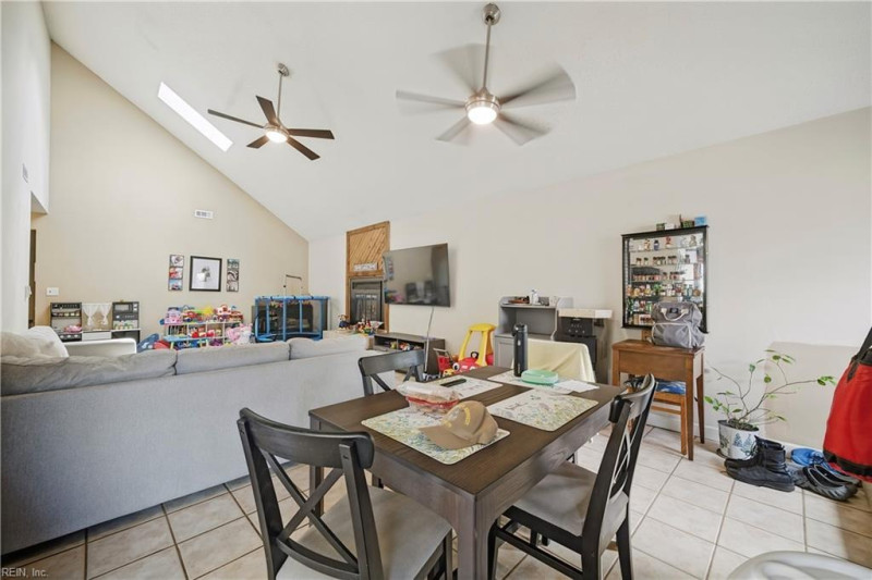 Photo 8 of 37 residential for sale in Virginia Beach virginia