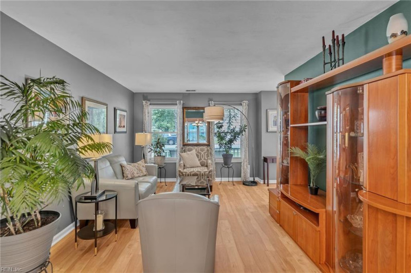 Photo 8 of 45 residential for sale in Norfolk virginia