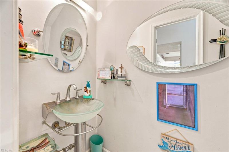 Photo 18 of 42 residential for sale in Virginia Beach virginia