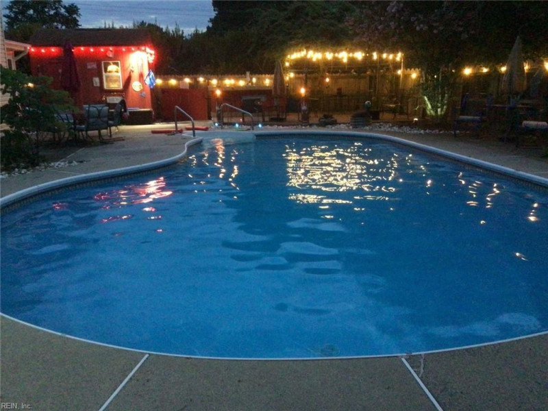 Photo 35 of 42 residential for sale in Virginia Beach virginia