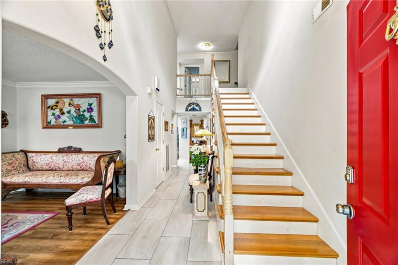 Photo 4 of 42 residential for sale in Virginia Beach virginia