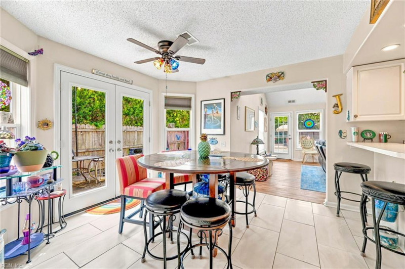 Photo 9 of 42 residential for sale in Virginia Beach virginia