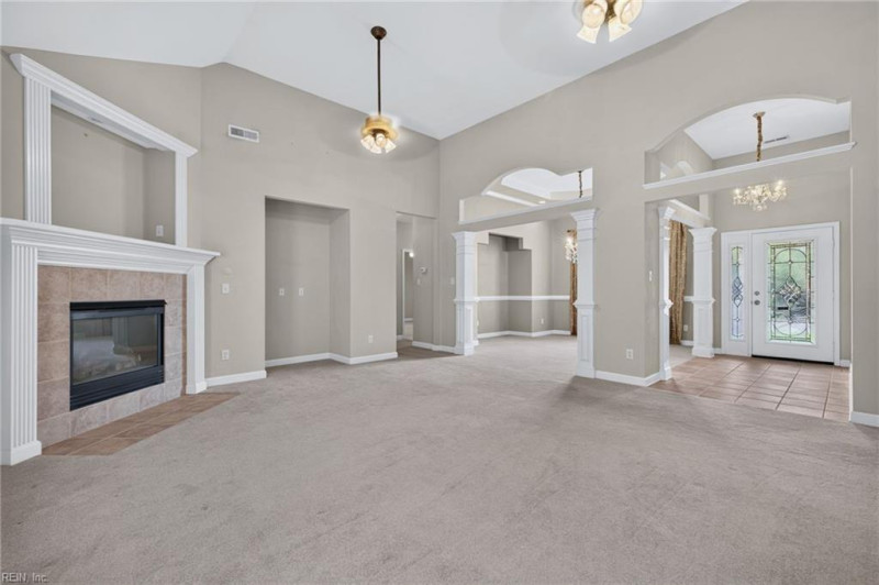 Photo 11 of 49 residential for sale in Chesapeake virginia