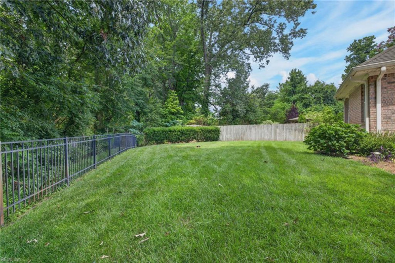 Photo 21 of 49 residential for sale in Chesapeake virginia