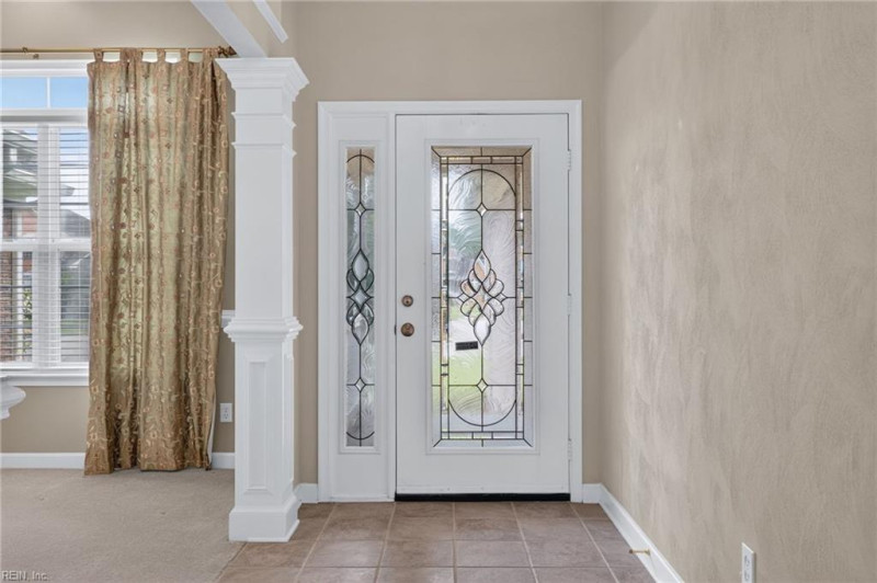 Photo 7 of 49 residential for sale in Chesapeake virginia