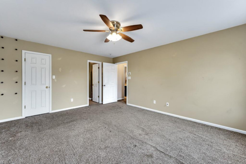 Photo 19 of 34 residential for sale in Chesapeake virginia Photo 19 of 34 residential for sale in Chesapeake virginia