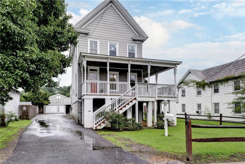 Photo 1 of 37 residential for sale in Hampton virginia