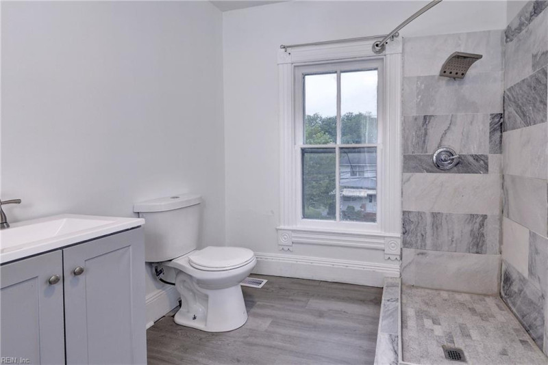 Photo 23 of 37 residential for sale in Hampton virginia