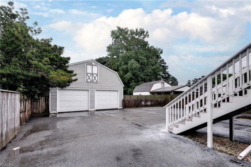 Photo 30 of 37 residential for sale in Hampton virginia