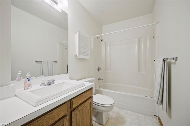 Photo 32 of 50 residential for sale in Virginia Beach virginia Photo 32 of 50 residential for sale in Virginia Beach virginia