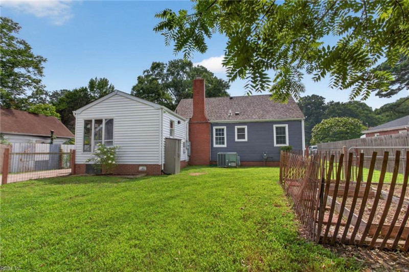 Photo 38 of 50 residential for sale in Portsmouth virginia Photo 38 of 50 residential for sale in Portsmouth virginia