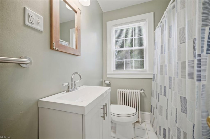 Photo 23 of 40 residential for sale in Norfolk virginia