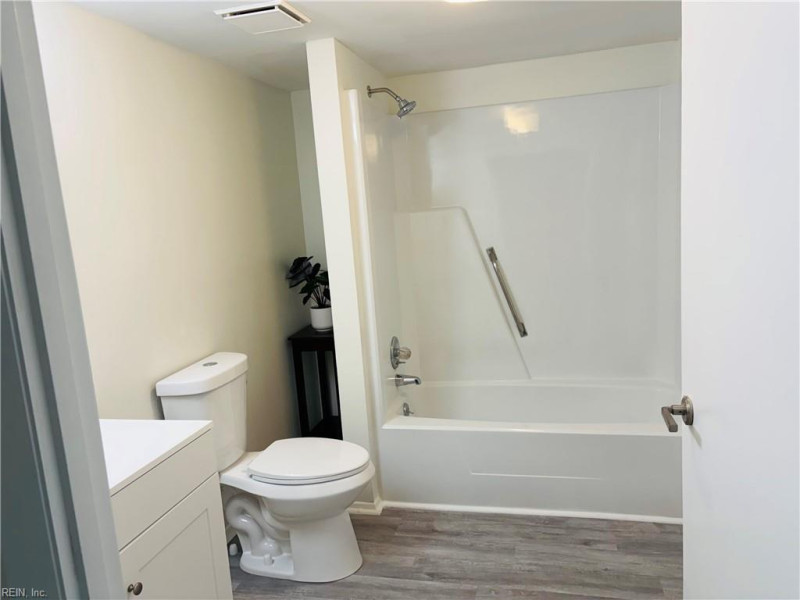 Photo 6 of 11 residential for sale in Norfolk virginia Photo 6 of 11 residential for sale in Norfolk virginia