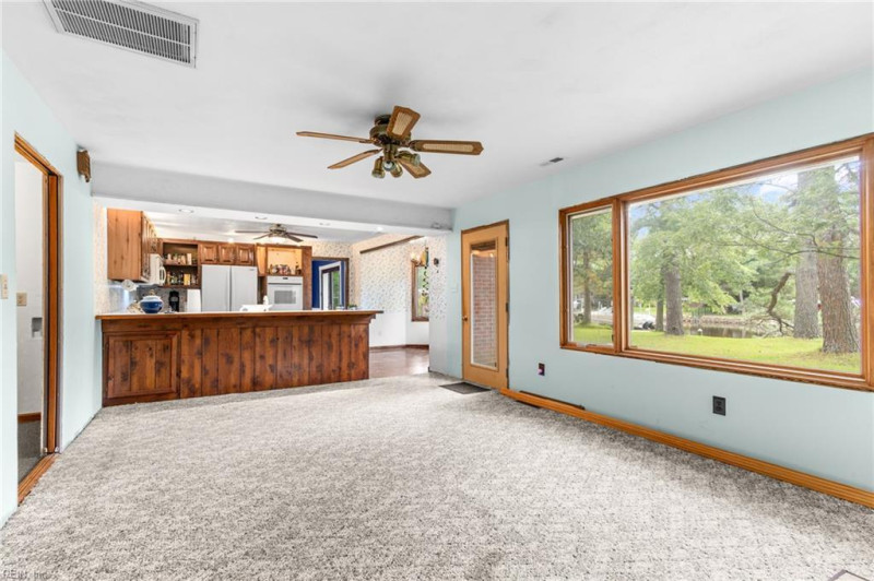 Photo 33 of 46 residential for sale in Chesapeake virginia