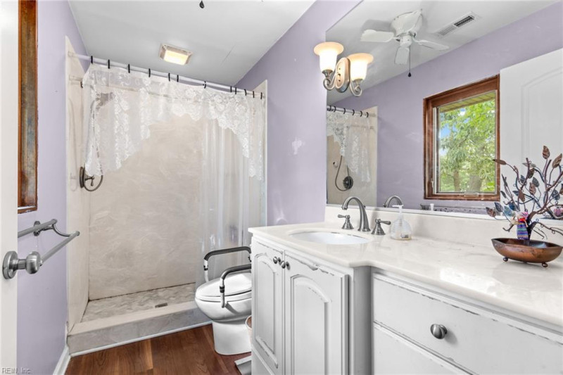 Photo 44 of 46 residential for sale in Chesapeake virginia