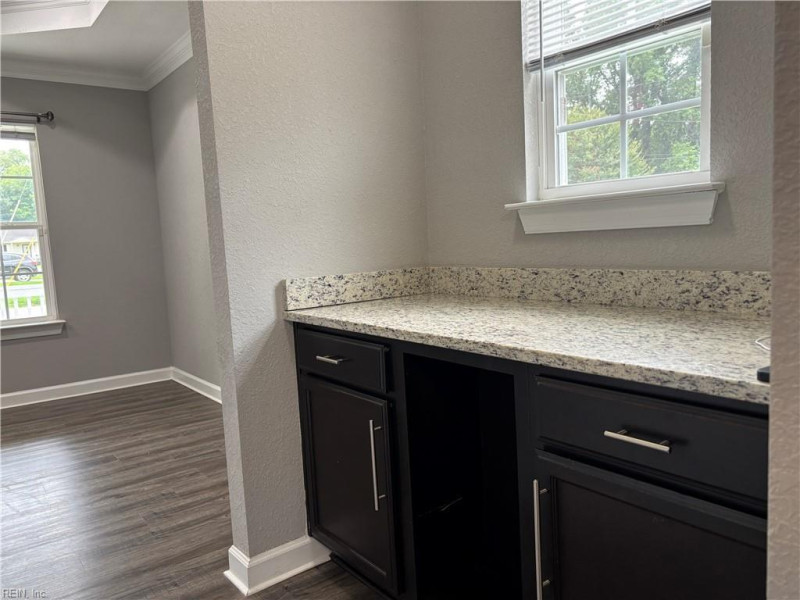 Photo 6 of 37 residential for sale in Portsmouth virginia