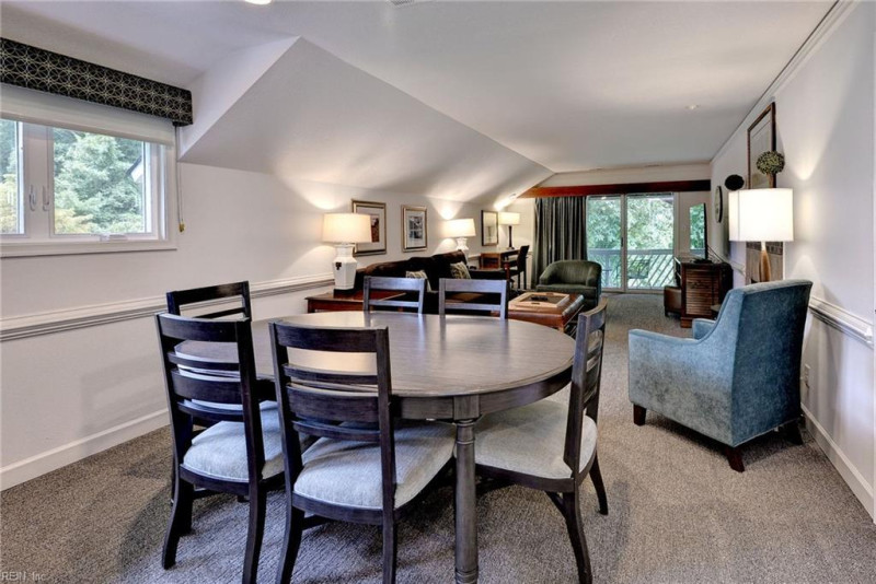 Photo 3 of 27 residential for sale in James City County virginia