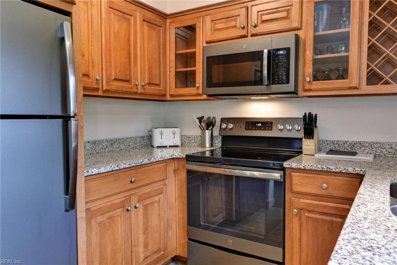 Photo 9 of 27 residential for sale in James City County virginia
