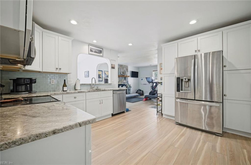 Photo 9 of 40 residential for sale in Virginia Beach virginia