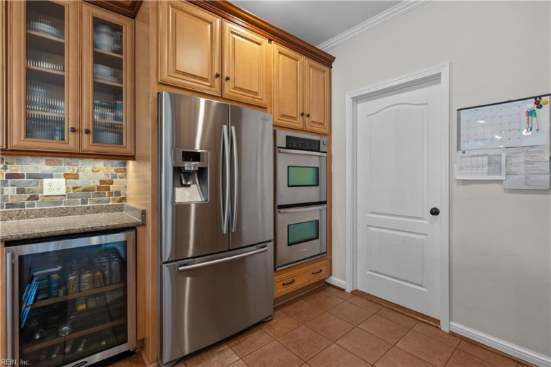 Photo 16 of 35 residential for sale in Virginia Beach virginia