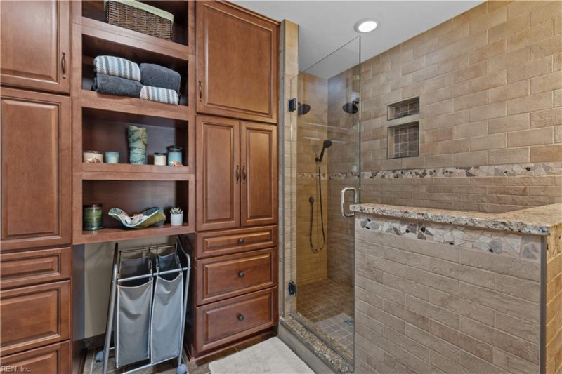 Photo 33 of 35 residential for sale in Virginia Beach virginia
