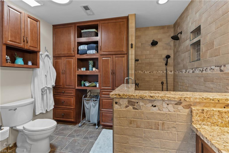 Photo 34 of 35 residential for sale in Virginia Beach virginia