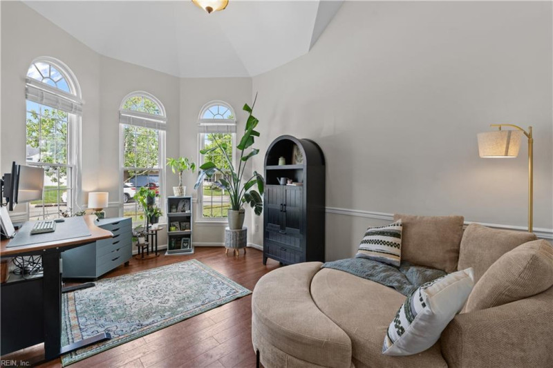 Photo 5 of 35 residential for sale in Virginia Beach virginia