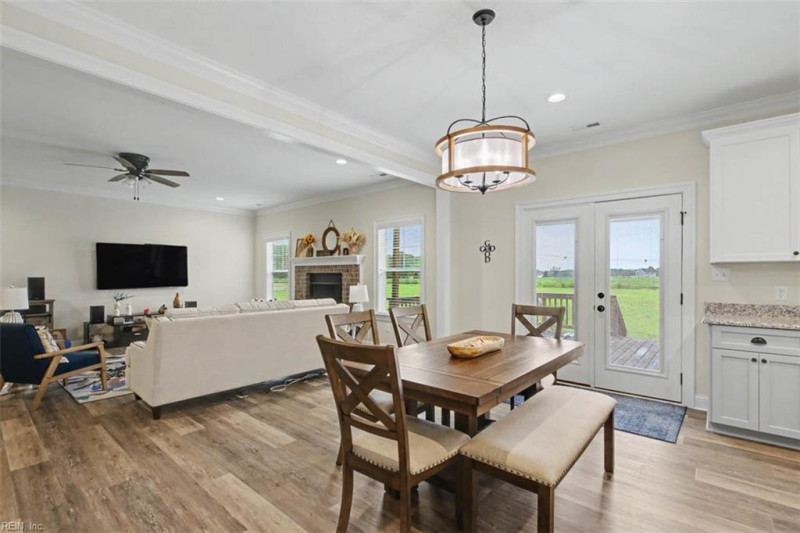 Photo 11 of 36 residential for sale in Suffolk virginia
