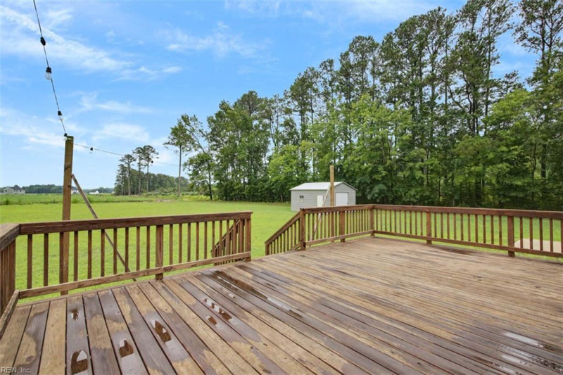 Photo 31 of 36 residential for sale in Suffolk virginia