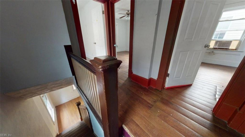 Photo 12 of 45 residential for sale in Norfolk virginia