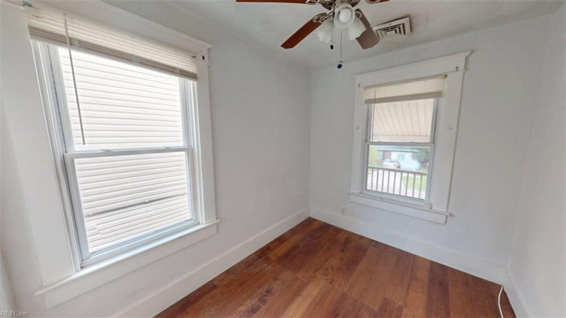 Photo 15 of 45 residential for sale in Norfolk virginia