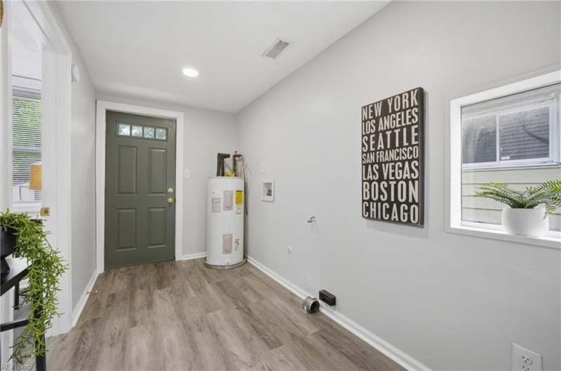 Photo 6 of 14 residential for sale in Newport News virginia Photo 6 of 14 residential for sale in Newport News virginia