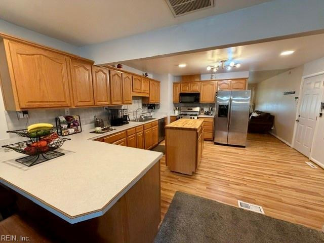Photo 11 of 40 residential for sale in Hampton virginia