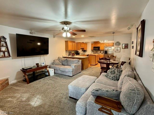 Photo 14 of 40 residential for sale in Hampton virginia