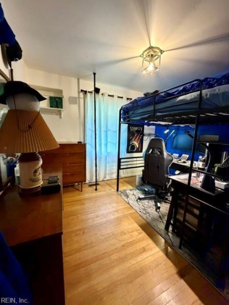 Photo 20 of 40 residential for sale in Hampton virginia