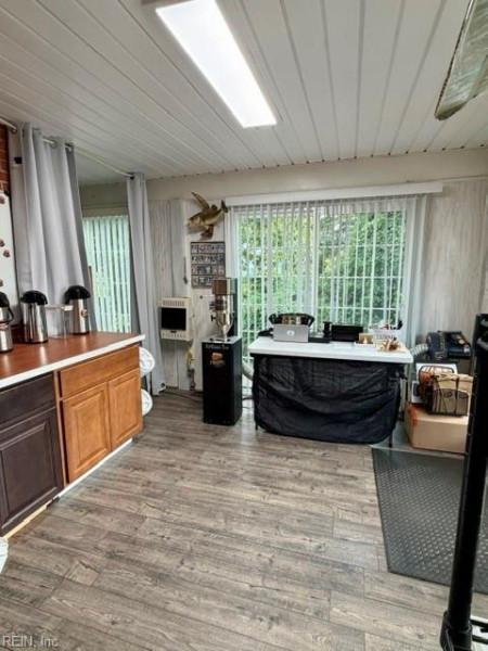 Photo 29 of 40 residential for sale in Hampton virginia