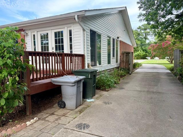 Photo 34 of 40 residential for sale in Hampton virginia