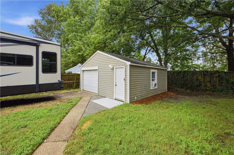 Photo 19 of 22 residential for sale in Norfolk virginia