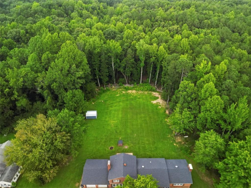 Photo 10 of 44 residential for sale in New Kent County virginia Photo 10 of 44 residential for sale in New Kent County virginia