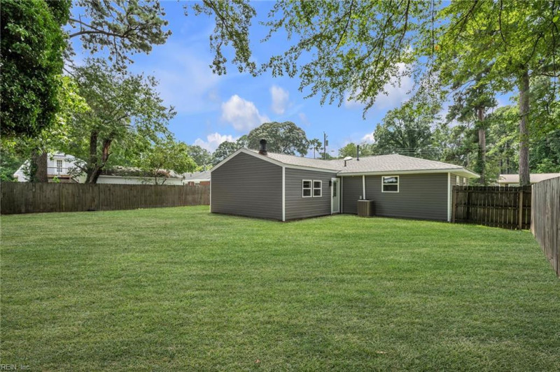 Photo 21 of 22 residential for sale in Chesapeake virginia