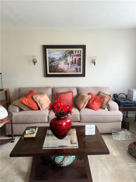 Photo 5 of 12 residential for sale in Chesapeake virginia Photo 5 of 12 residential for sale in Chesapeake virginia