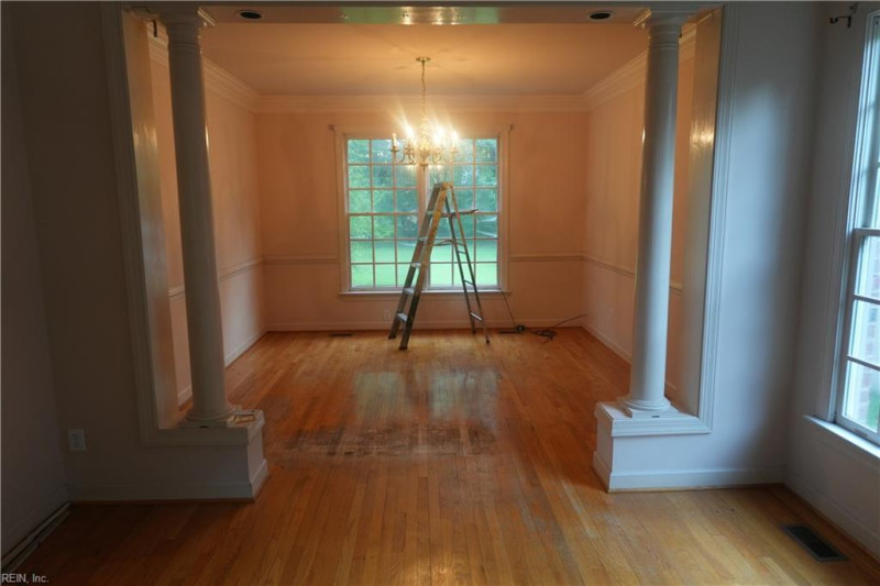 Photo 2 of 41 residential for sale in Hampton virginia