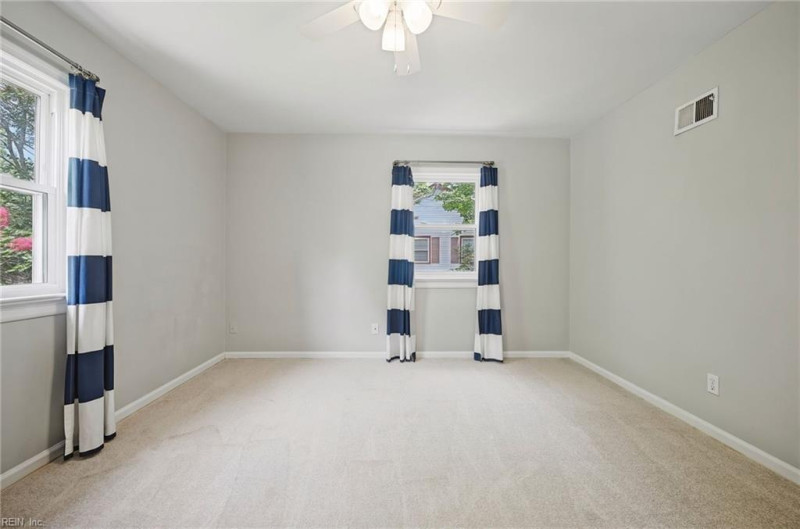 Photo 23 of 39 residential for sale in Virginia Beach virginia