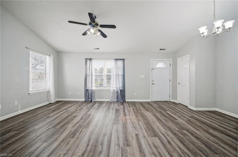 Photo 12 of 40 residential for sale in Chesapeake virginia Photo 12 of 40 residential for sale in Chesapeake virginia