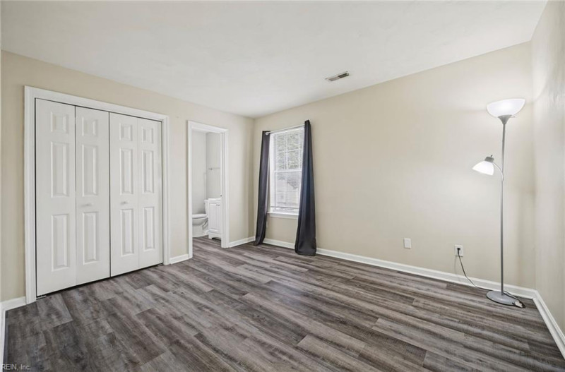 Photo 13 of 40 residential for sale in Chesapeake virginia Photo 13 of 40 residential for sale in Chesapeake virginia