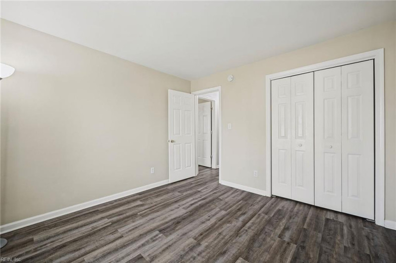 Photo 18 of 40 residential for sale in Chesapeake virginia Photo 18 of 40 residential for sale in Chesapeake virginia