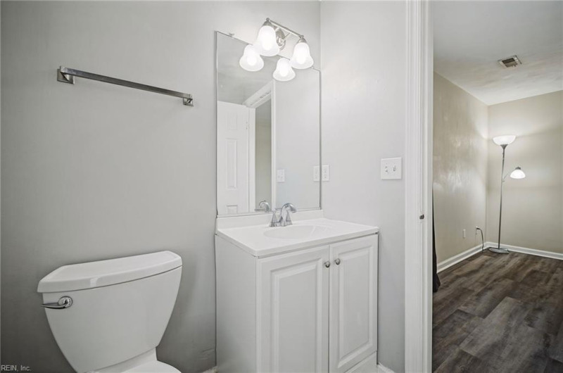 Photo 20 of 40 residential for sale in Chesapeake virginia Photo 20 of 40 residential for sale in Chesapeake virginia