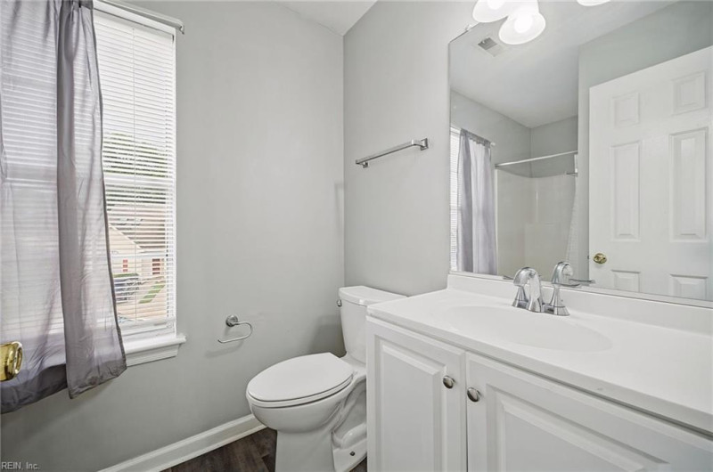 Photo 21 of 40 residential for sale in Chesapeake virginia Photo 21 of 40 residential for sale in Chesapeake virginia