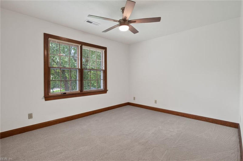 Photo 28 of 45 residential for sale in Chesapeake virginia