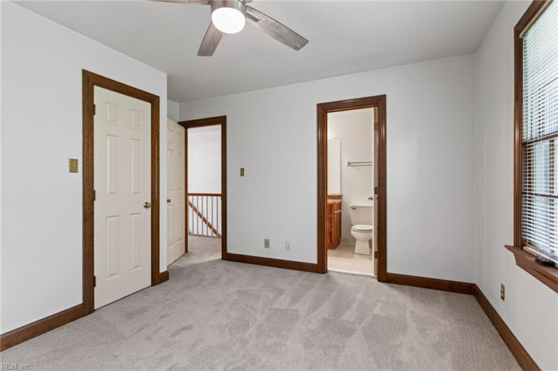 Photo 29 of 45 residential for sale in Chesapeake virginia